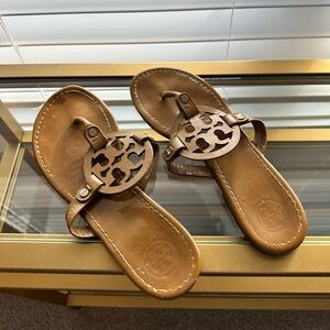 Tory Burch Millers 8.5 Patent Leather